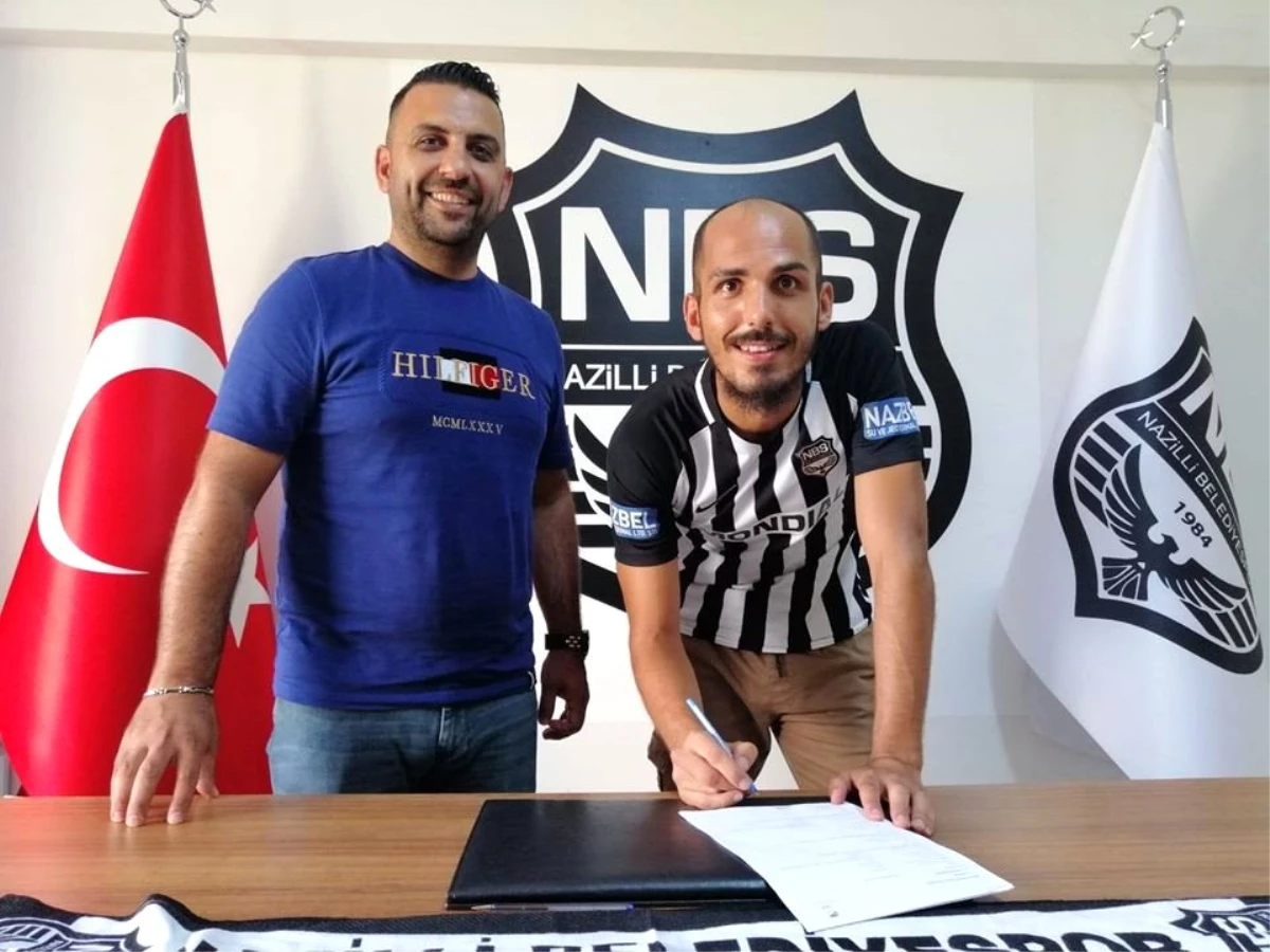 Nazilli Belediyespor Muhammet Ali Aydın ile el sıkıştı