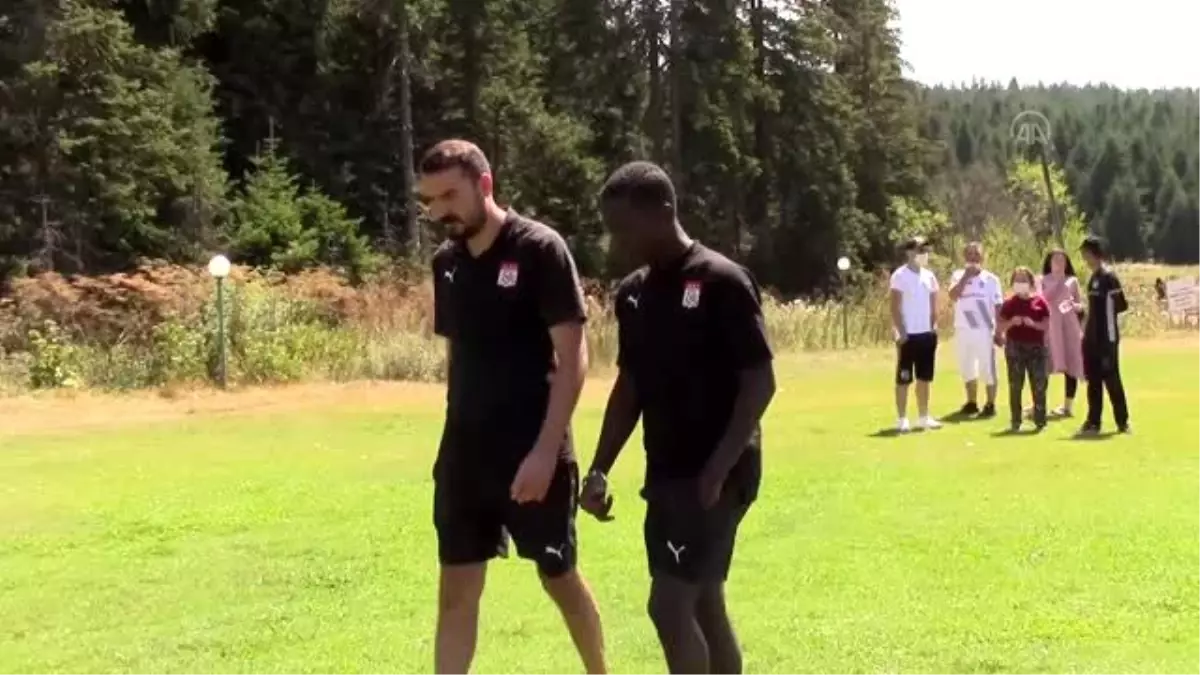 Son dakika haberi! Sivasspor\'un yeni transferi Max Gradel: "Gol atmak ve attırmak için geldim"