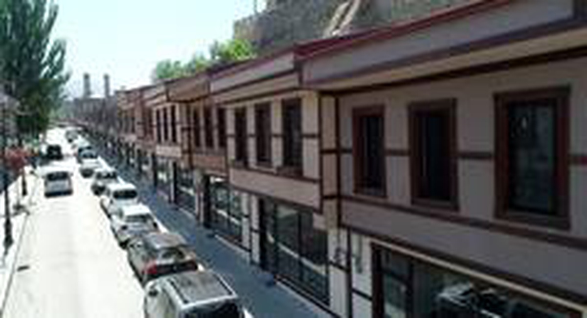 Erzurum\'un Tarihi Batpazarı da canlandı