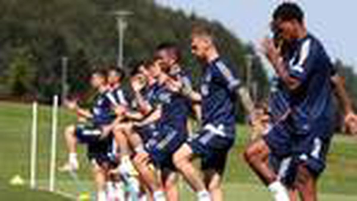 Fenerbahçe\'de hazırlıklar sürüyor