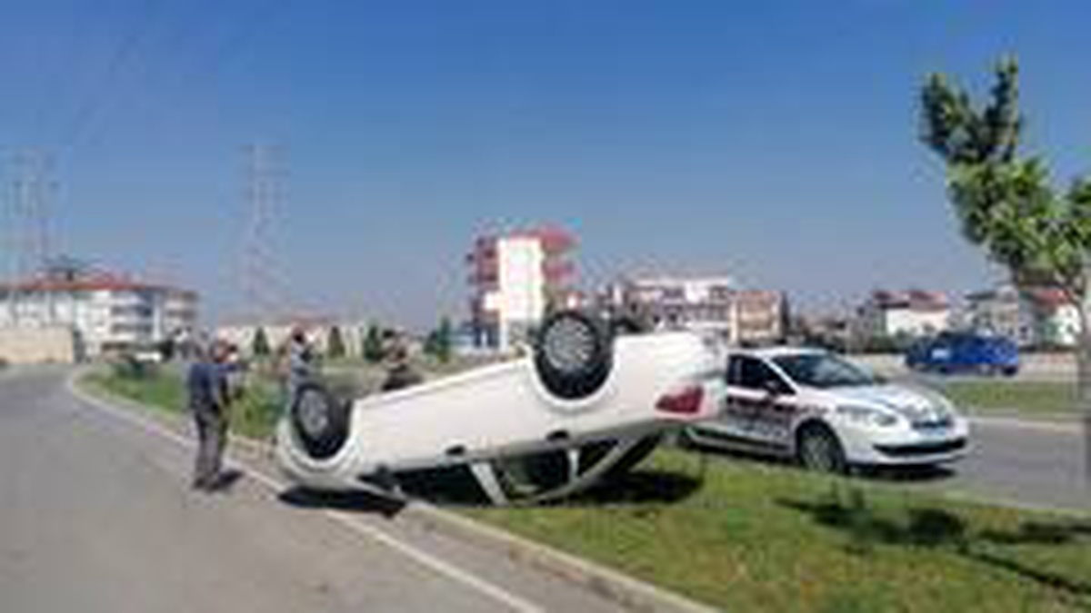 Otomobil takla attı, sürücünün burnu bile kanamadı