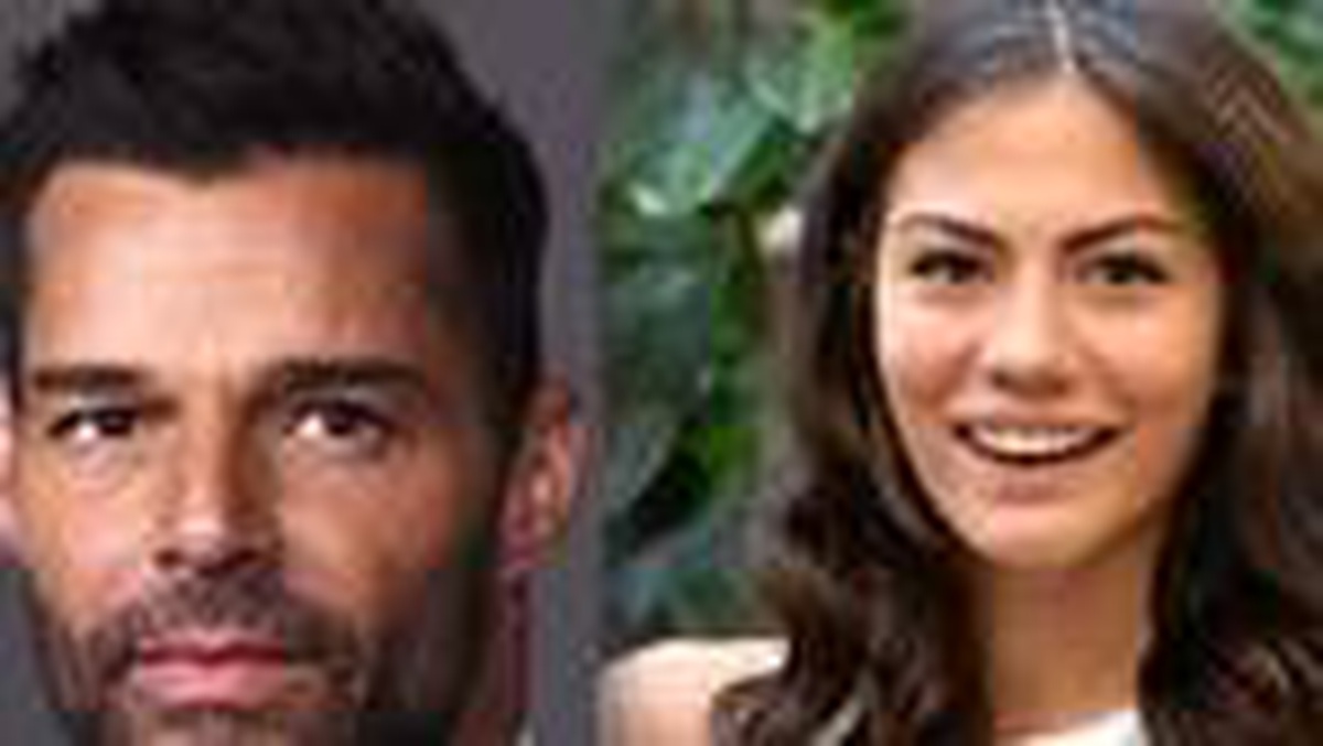 Ricky Martin, Demet Özdemir\'i takibe aldı