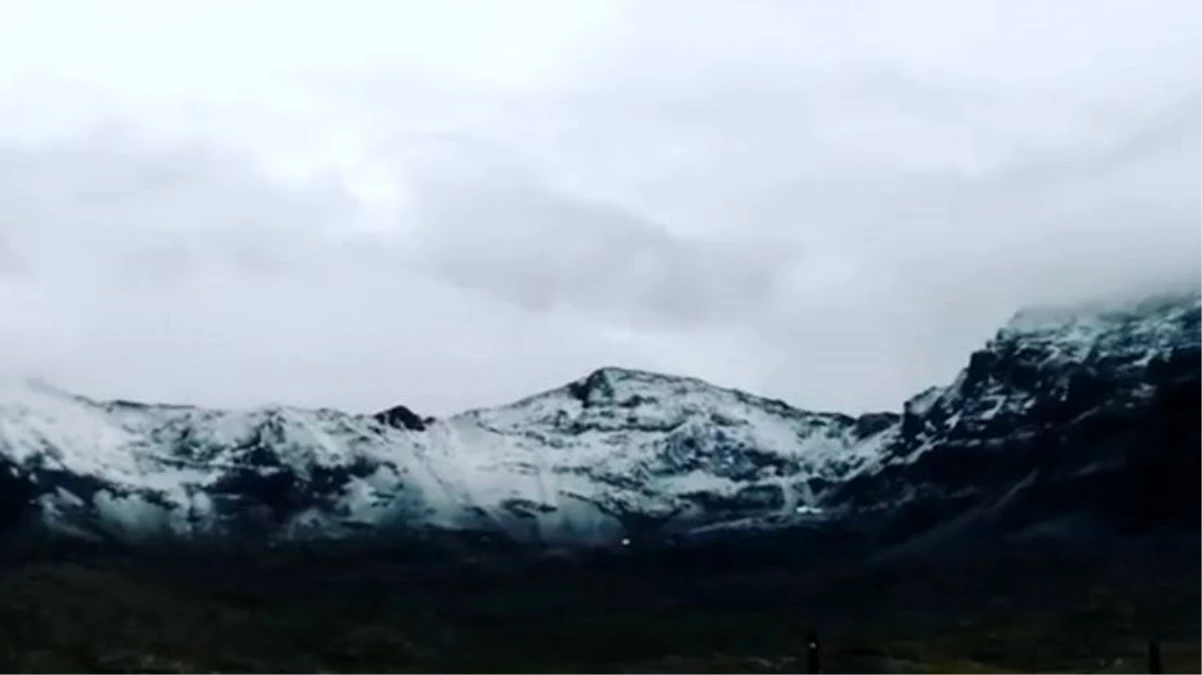 Rize\'de Ovit Dağı\'na ağustos ayında kar yağdı