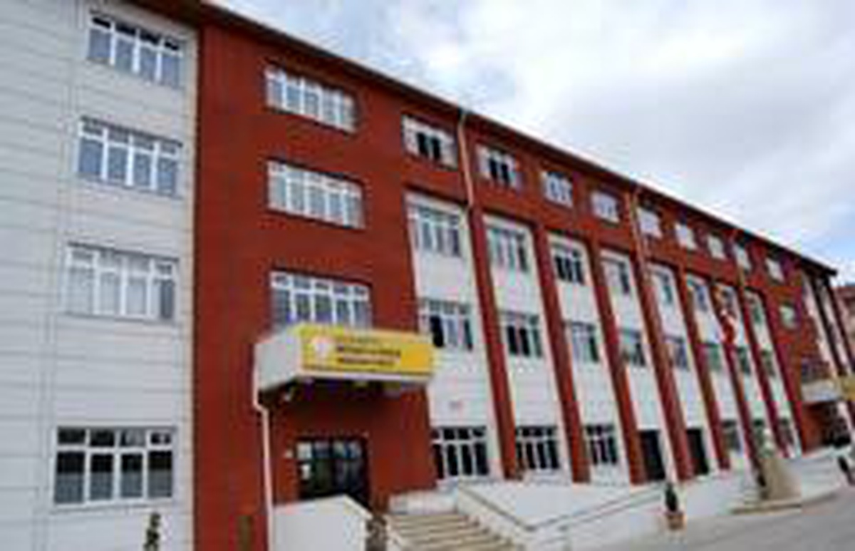 Bozüyük Mesleki ve Teknik Anadolu Lisesi Erasmus+projelerinde ilkleri uygulamaya devam ediyor