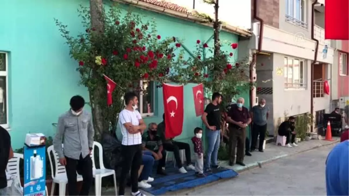 Son dakika haber... Mersin\'de hastanede şehit olan erin ailesine şehadet haberi verildi