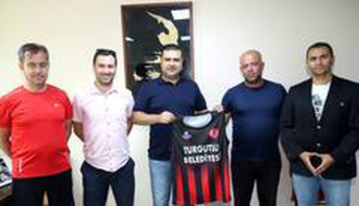 Turgutlu Belediyespor\'da teknik kadro tamamlandı