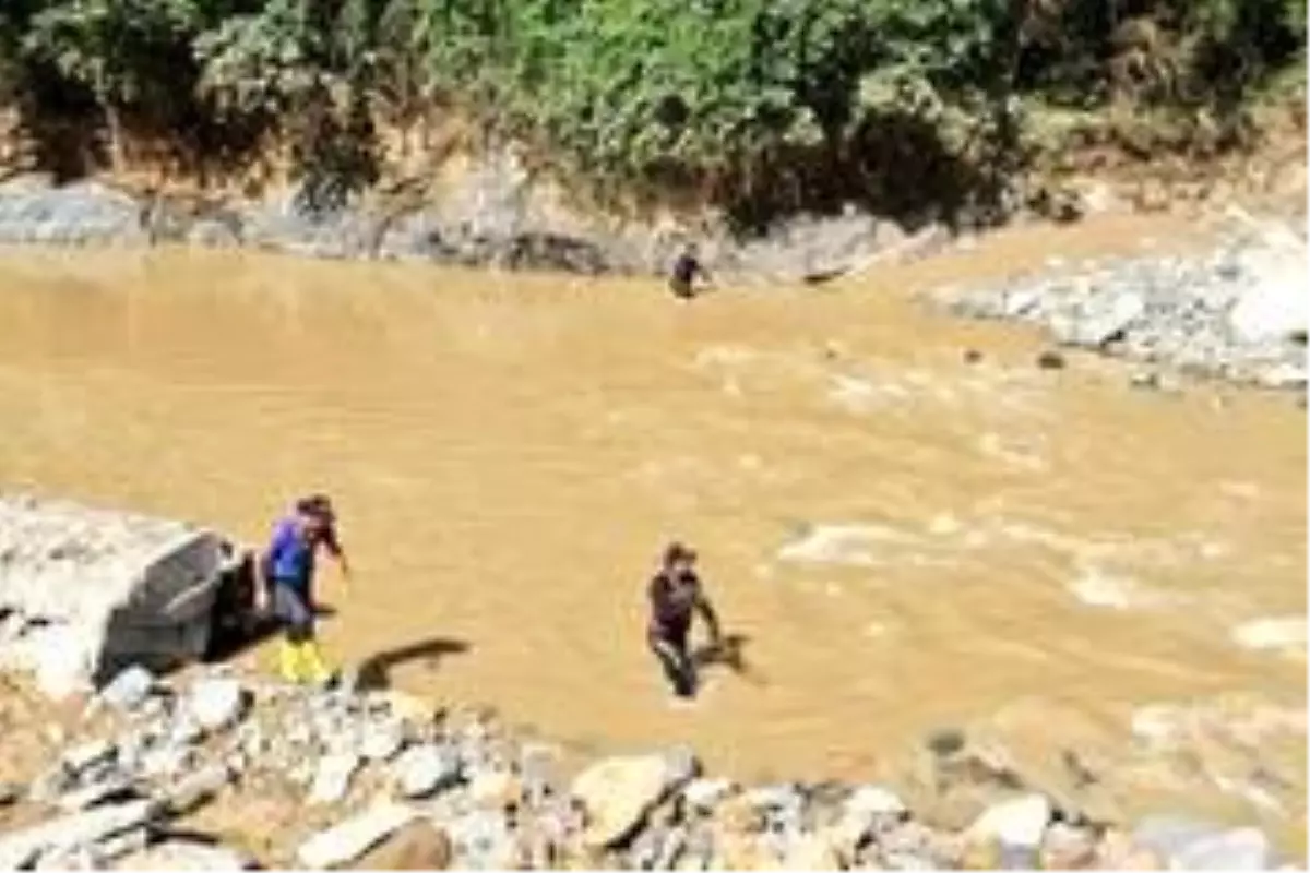 AFAD\'ın çalışmaları ile Giresun\'da yaralar sarılmaya çalışılıyor