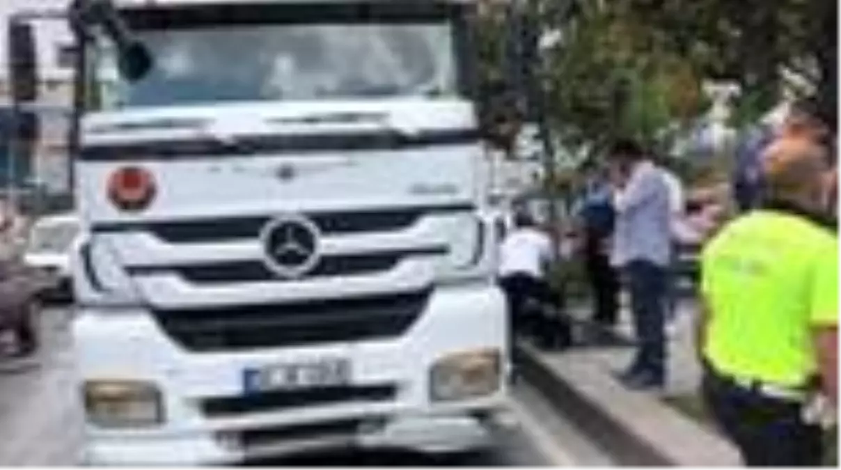 Son dakika haberi! Esenyurt\'ta hafriyat kamyonu dehşeti: 1 ölü