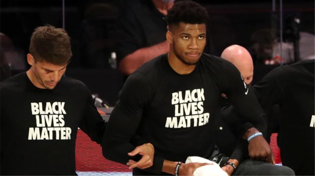 NBA ekibi Milwaukee Bucks, siyahi vatandaşlara yapılan saldırıları protesto etmek için maça çıkmadı