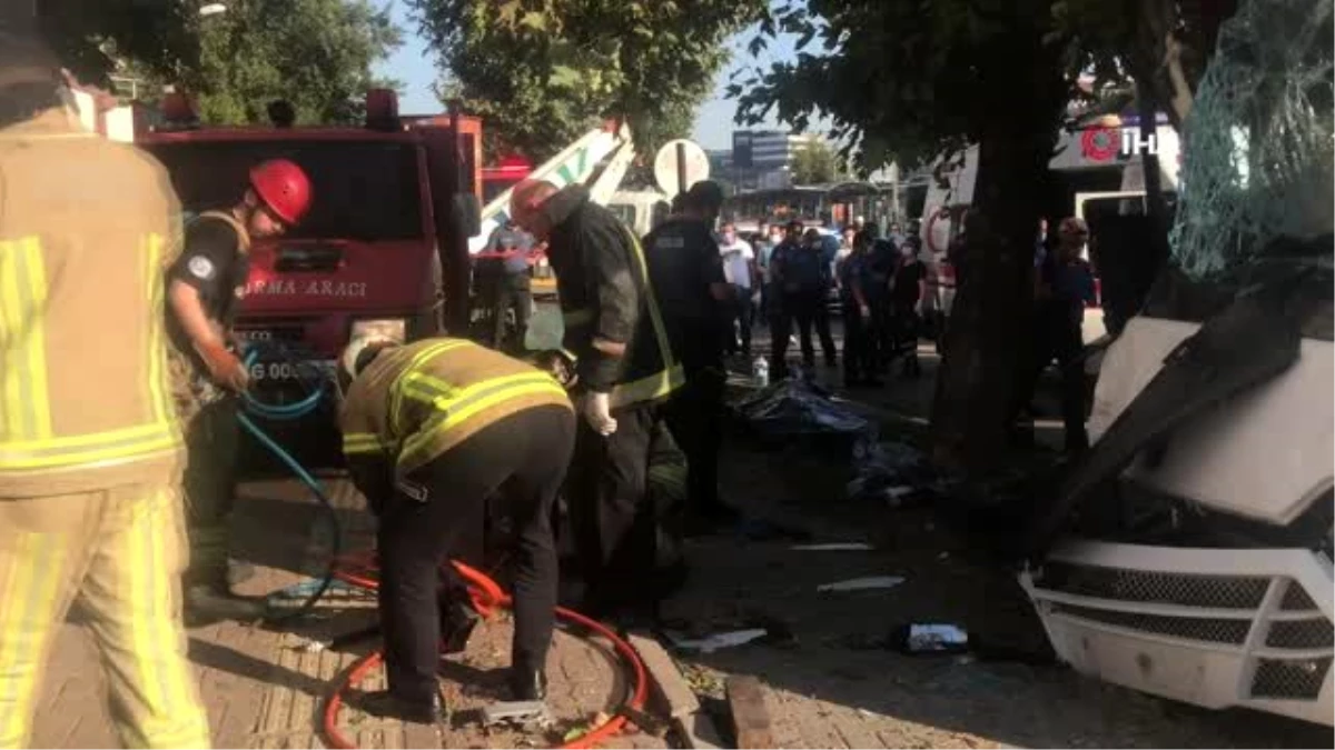 Bursa\'da işçi midibüsü kaza yaptı: 2 ölü 17 yaralı
