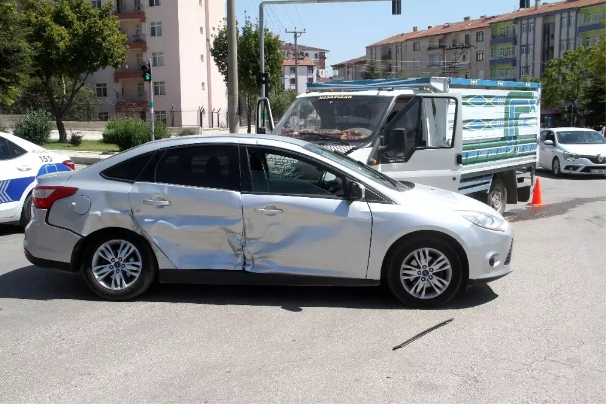 Elazığ\'da trafik kazası: 1 yaralı