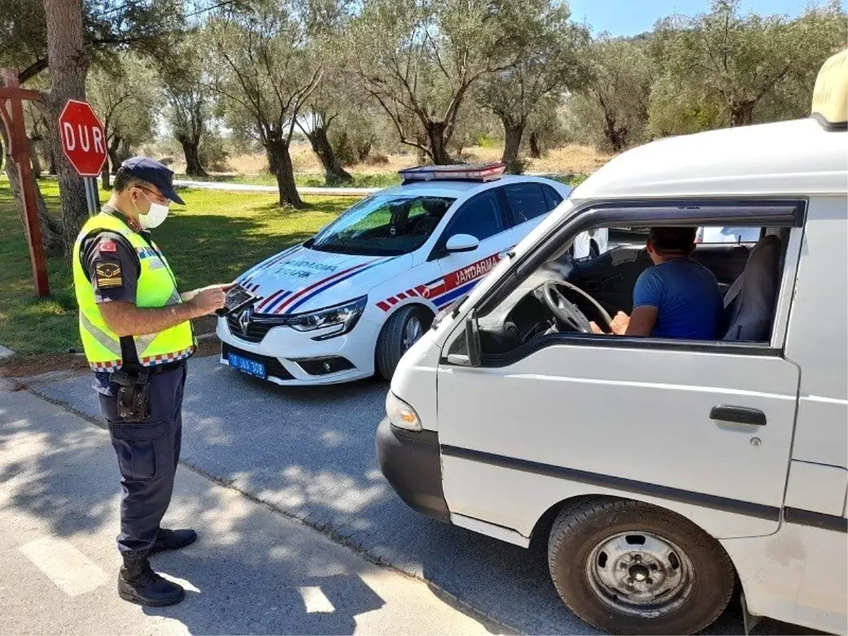 Son Dakika: Karayollarında hız yapan araç sürücülerine ceza yağdı