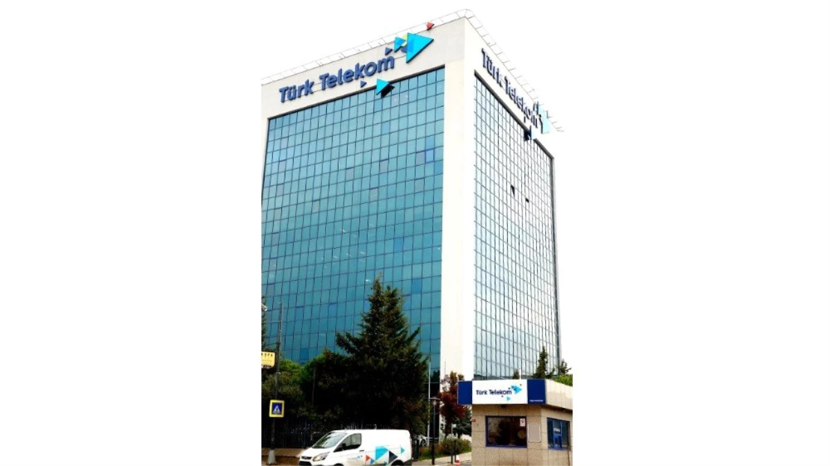 Türk Telekom ve iştiraklerine Bilişim 500\'den ödüller