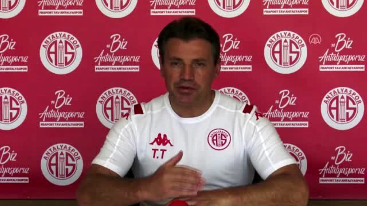 Antalyaspor Teknik Direktörü Tuna: "Lige iyi başlamak istiyoruz"