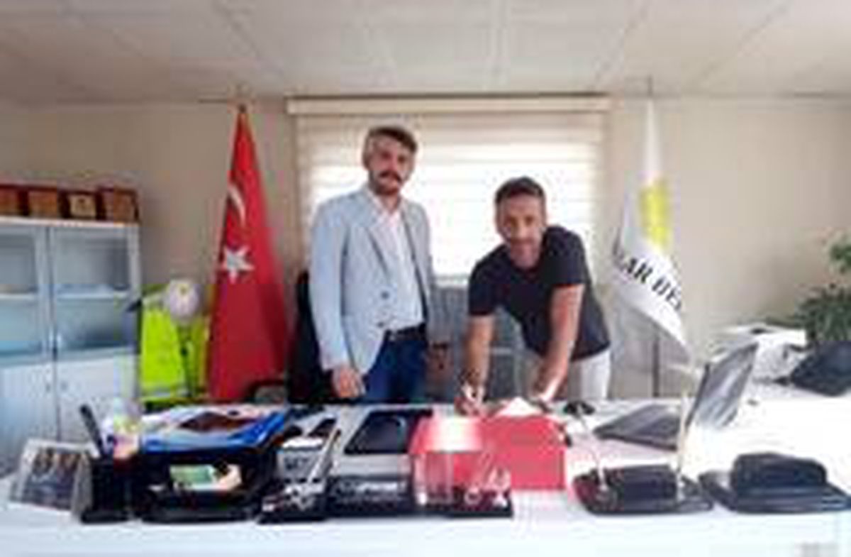 Bağlar Belediyespor Ekrem Üşen ile yola devam kararı aldı
