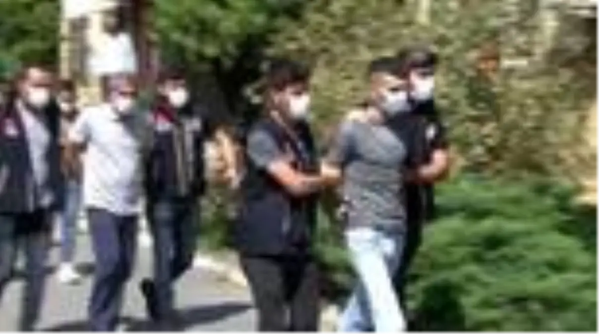 Son dakika haberleri | Bahçelievler\'de 12 kilo uyuşturucu ele geçirildi