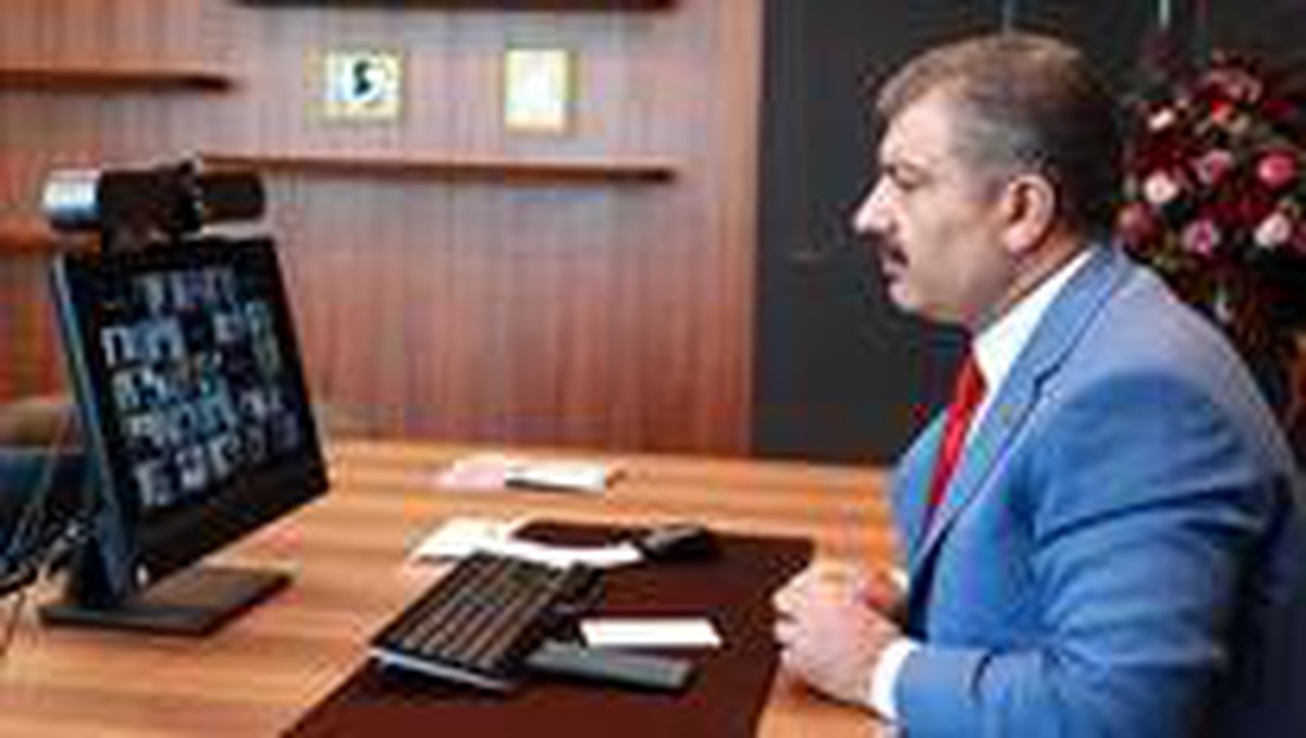Bakan Koca, video konferans ile 18 ilin sağlık müdürleri ile görüştü