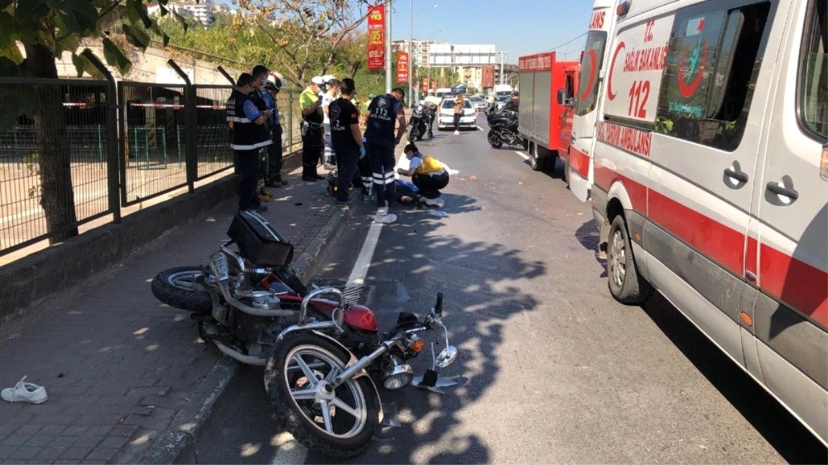 Bursa\'da kamyonet motosiklete çarptı, bir aile yok oldu