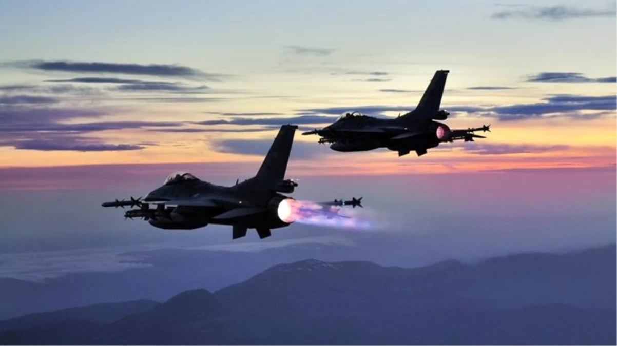 Doğu Akdeniz tehlikeli girişim! Yunan tacizini Türk F-16\'ları engelledi