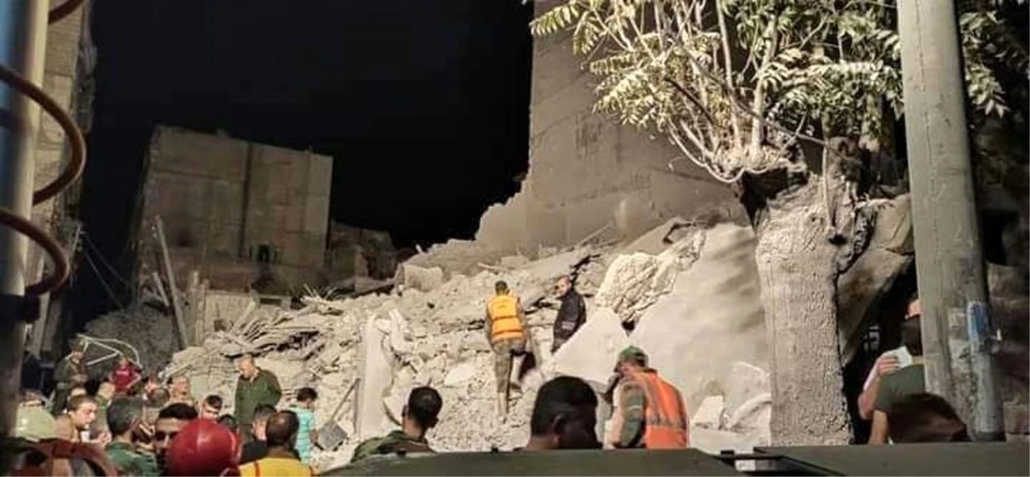 Halep\'te bina çöktü: 1 ölü, 1 yaralı