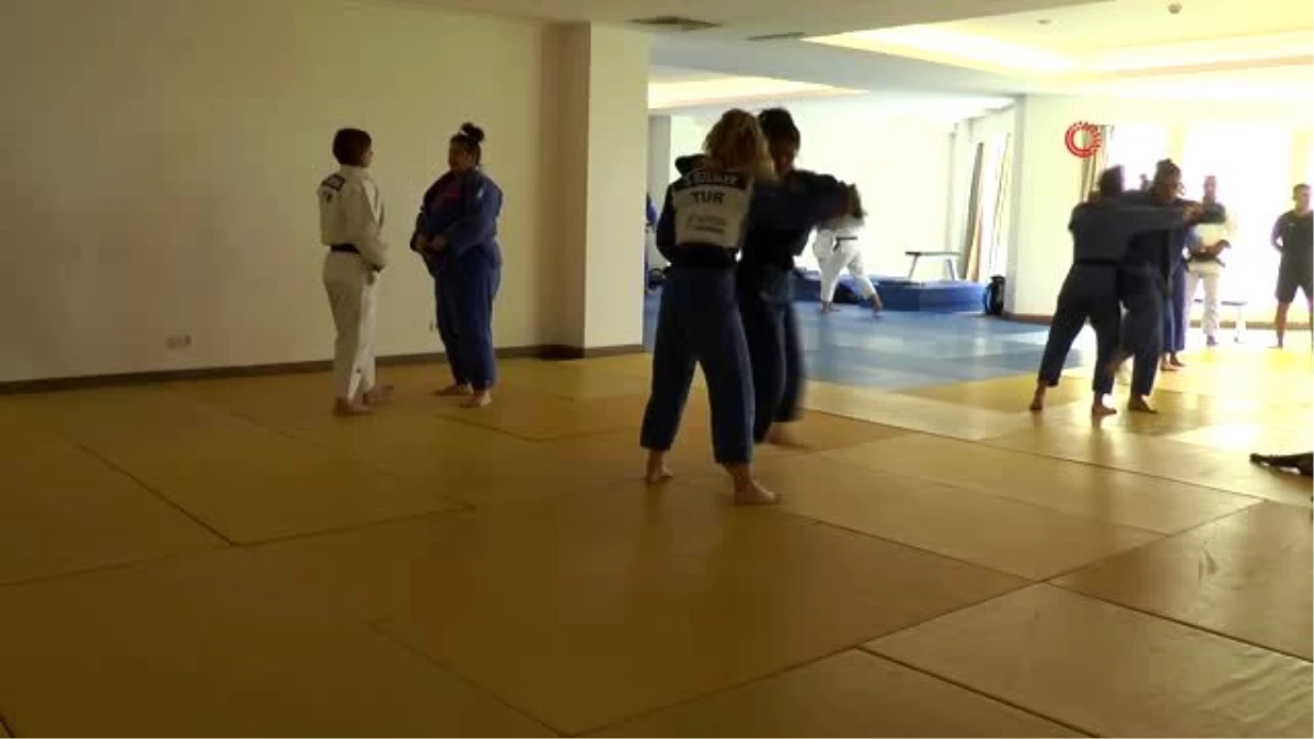 Judo Olimpik Kadın Milli Takımı hazırlıklarına Erzurum\'da devam ediyor