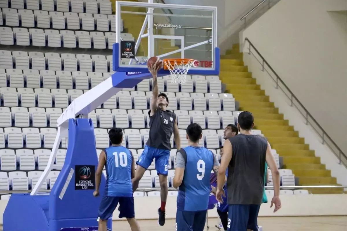 Manisa BBSK Basketbol takımı yeni sezon hazırlıklarını sürdürüyor