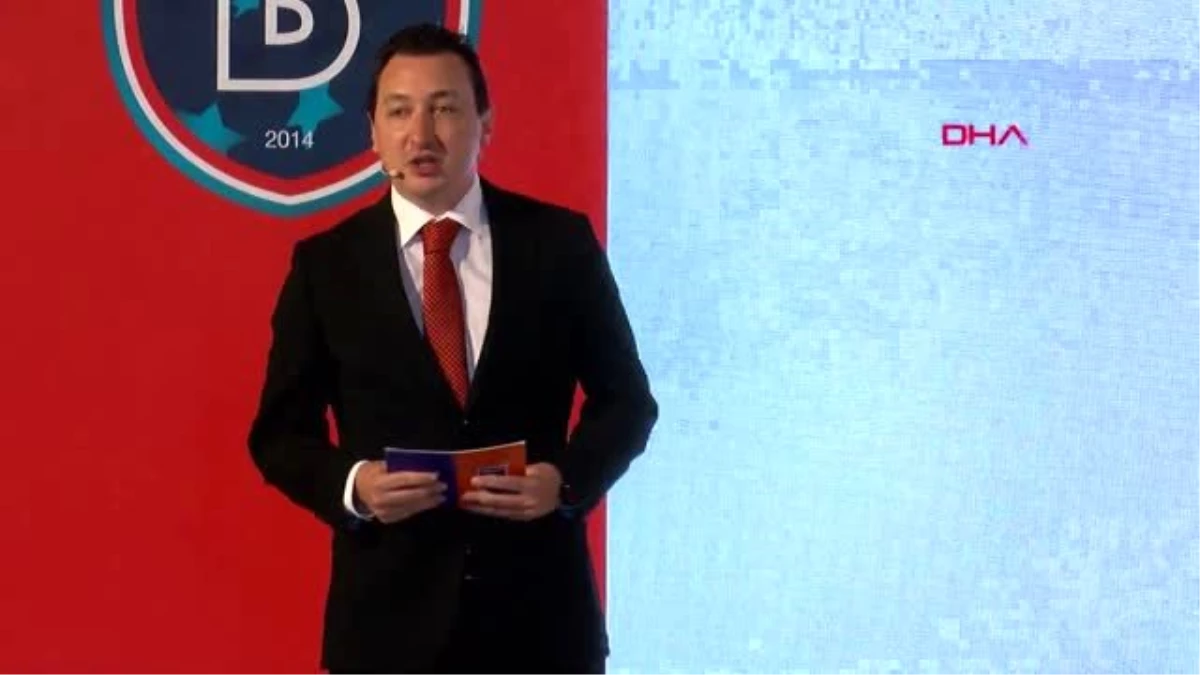 SPOR Medipol Başakşehir\'in yeni sezon formaları tanıtıldı