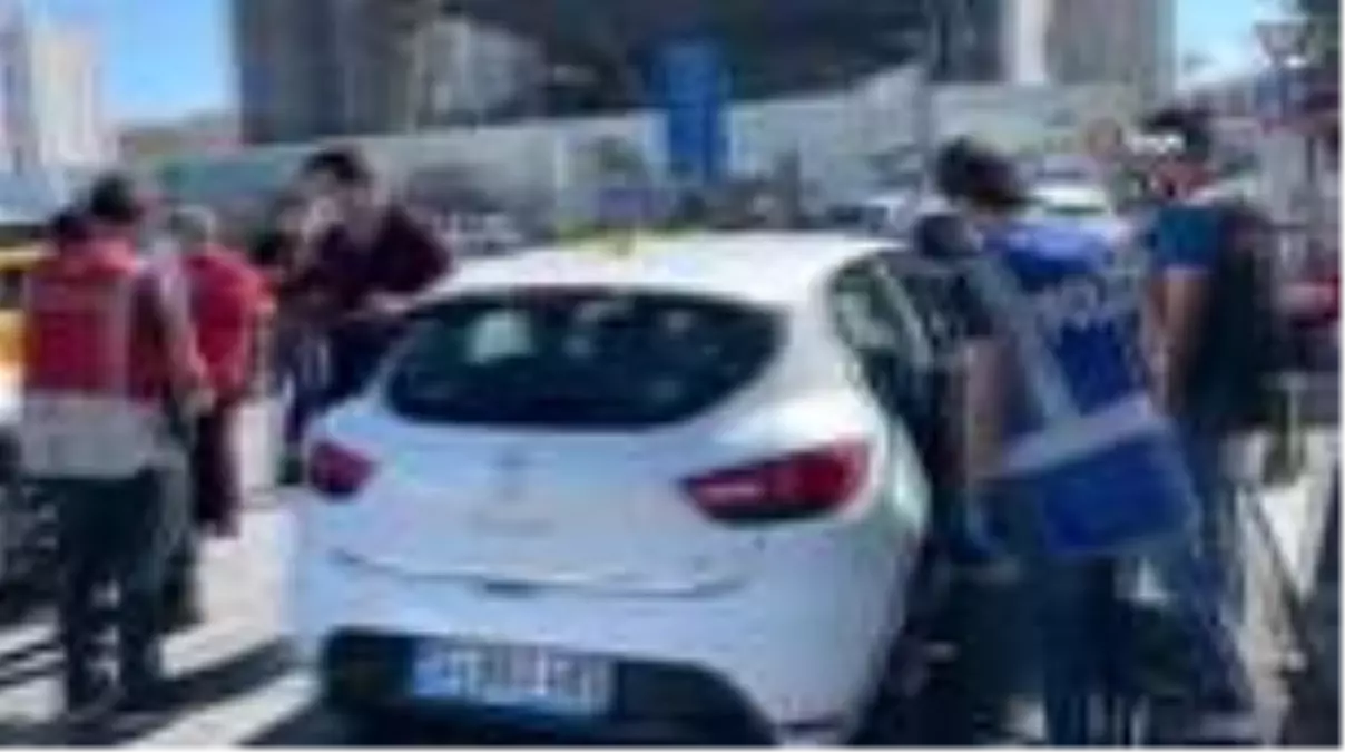 Son dakika haberleri: Taksim\'de "Türkiye Güven Huzur Uygulaması" gerçekleştirildi