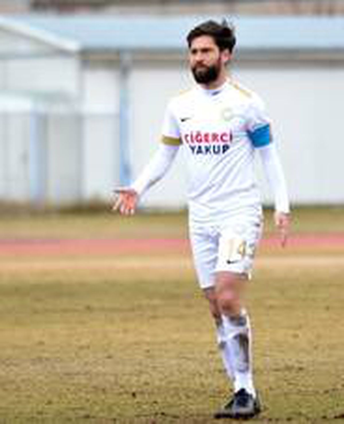 Talasgücü Belediyespor kaptan ile devam ediyor