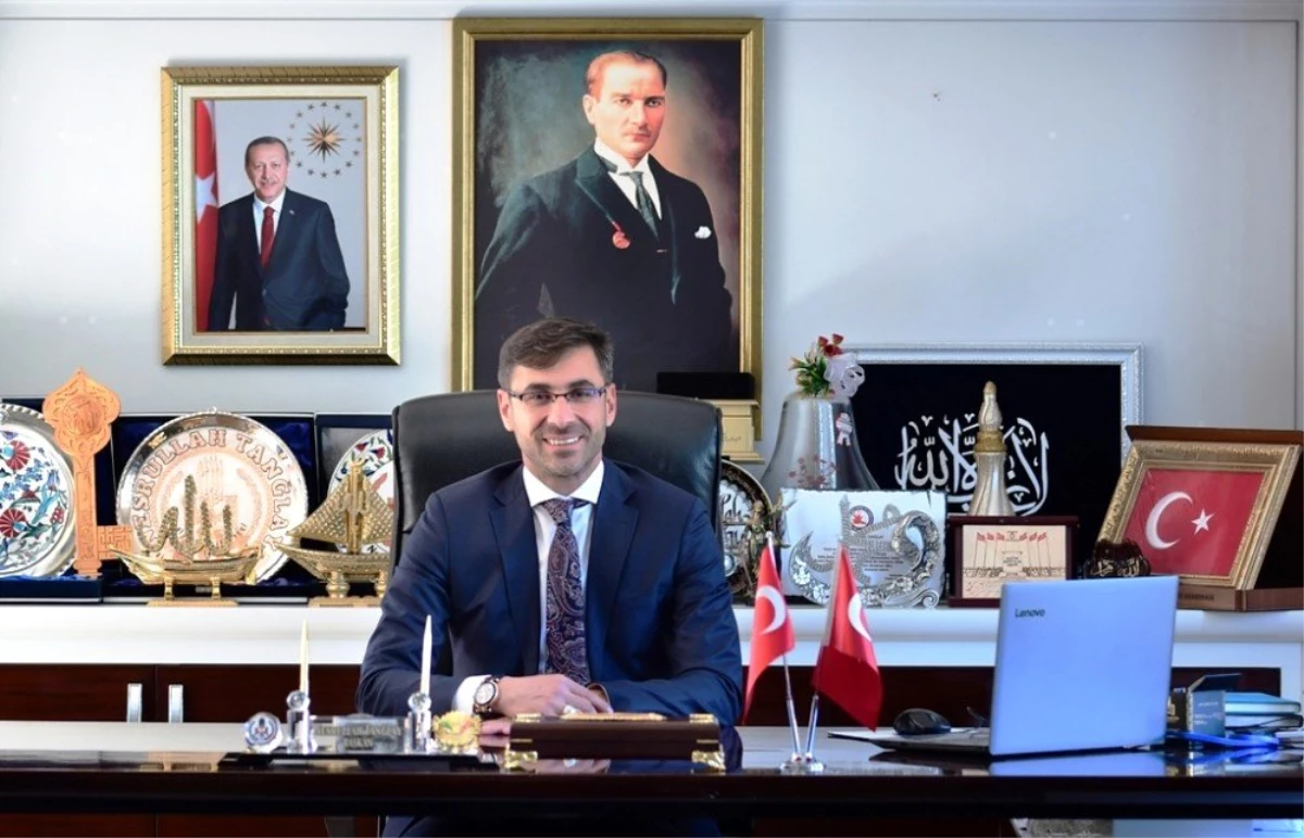 Belediye Başkanı Nesrullah Tanğlay\'ın 30 Ağustos Zafer bayramı mesajı