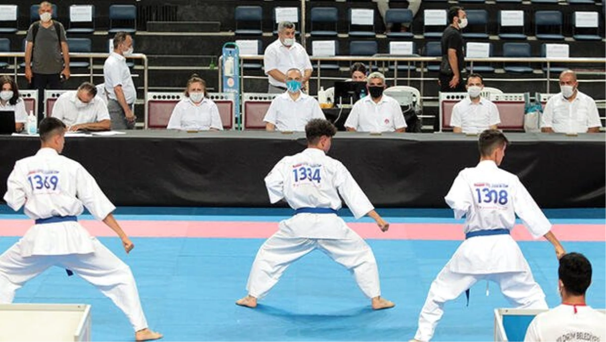 Türkiye Kulüplerarası Takım Karate Şampiyonası\'nda dereceye girenler belirlendi