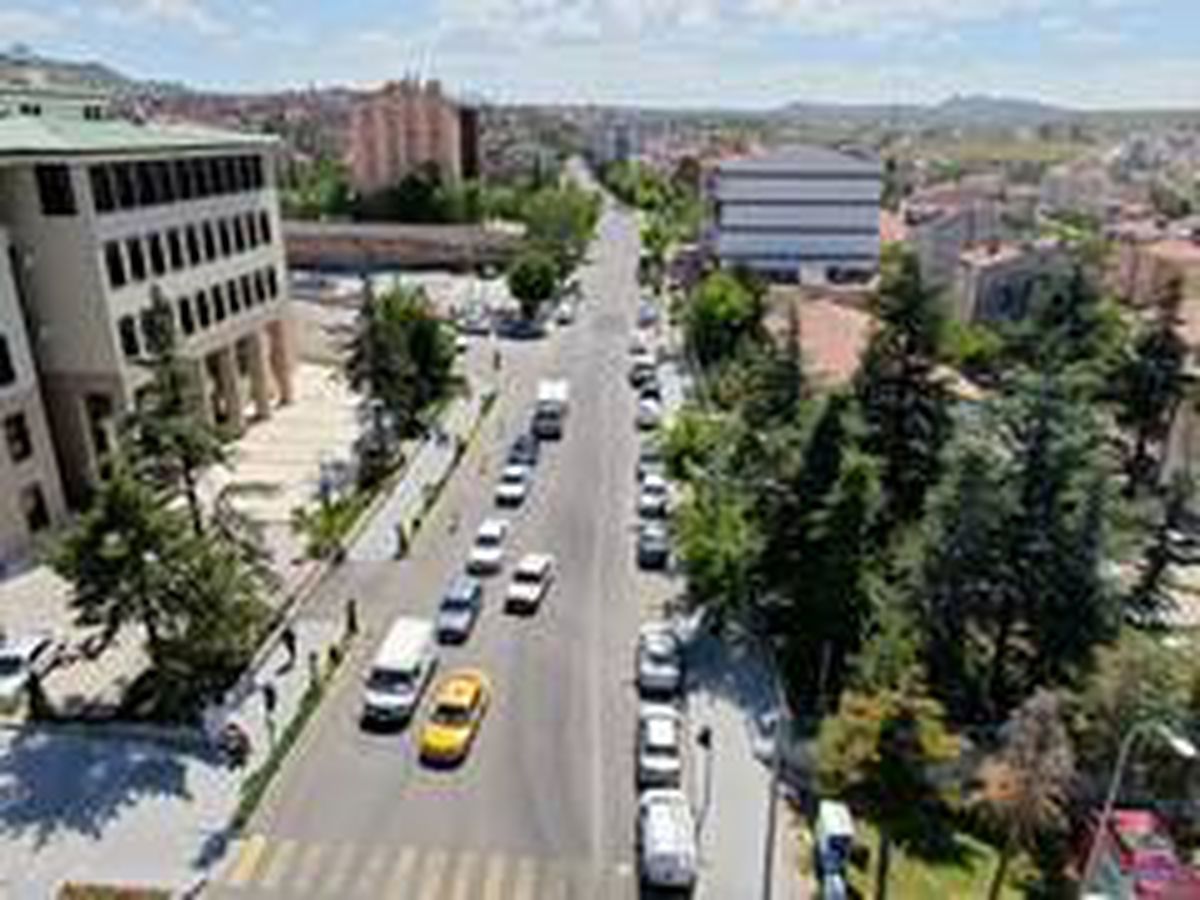 Yunus Emre Caddesi trafiğe kapatılıyor
