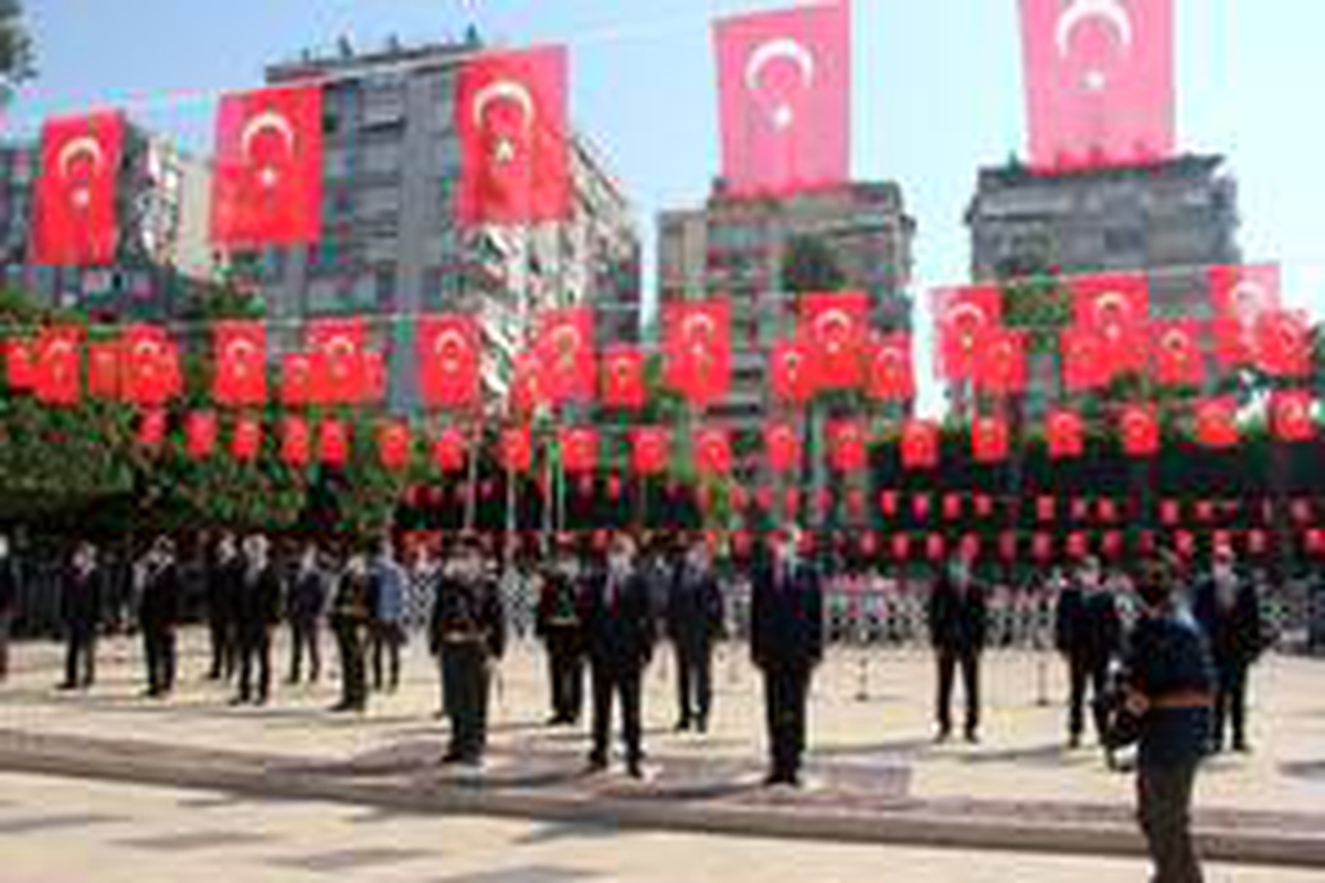 Adana\'da 30 Ağustos Zafer Bayramı kutlandı