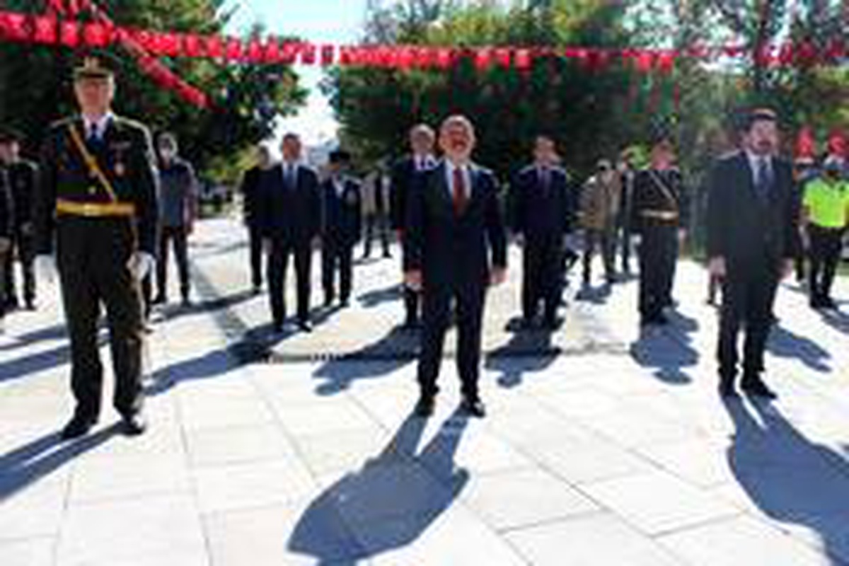 Ağrı\'da 30 Ağustos Zafer Bayramı kutlandı