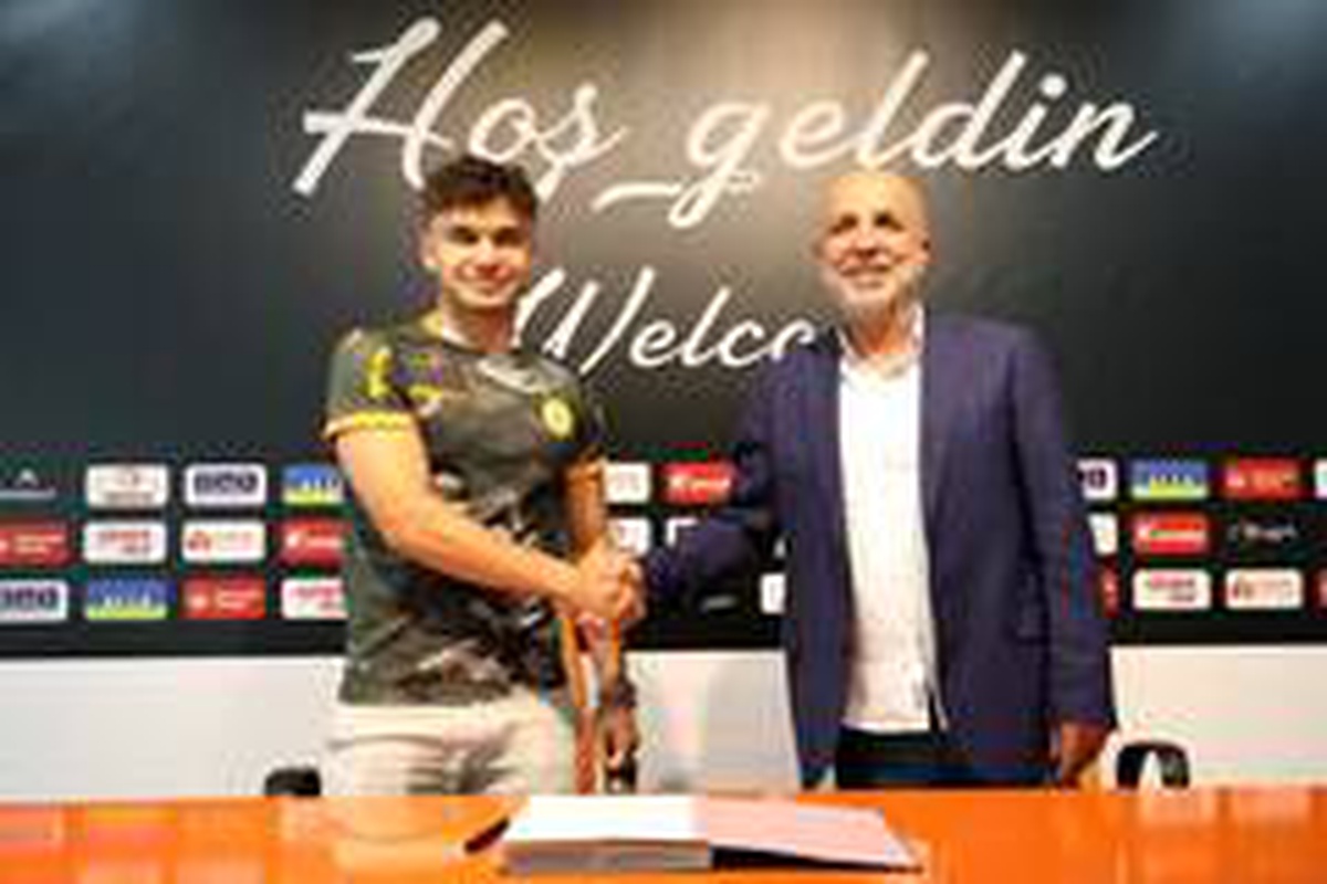 Alanyaspor, Ahmet Gülay\'ı kadrosuna kattı