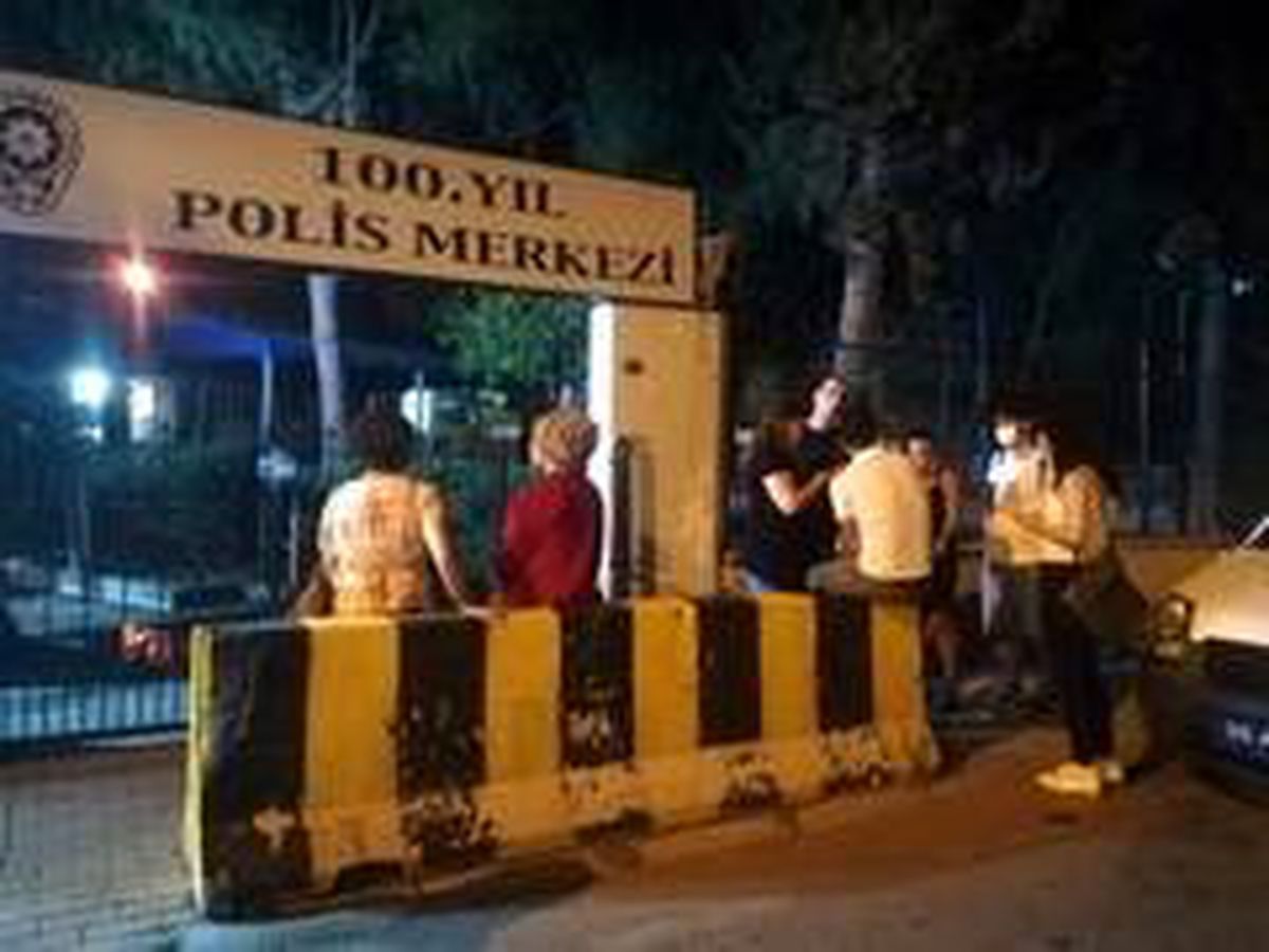 CHP İzmir İl Başkanı Yücel\'den gazetecilere yapılan saldırıya ilişkin açıklama