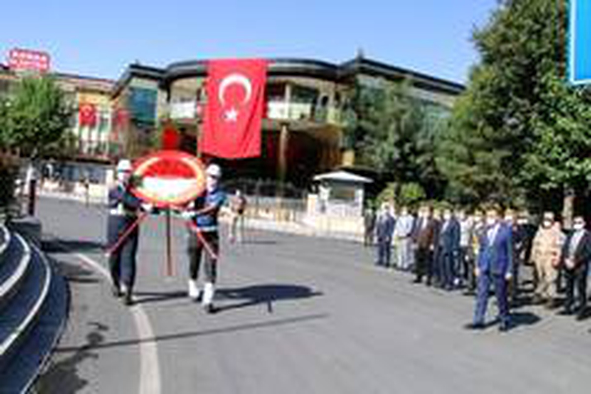 Siirt\'te 30 Ağustos Zafer Bayramı kutlamaları