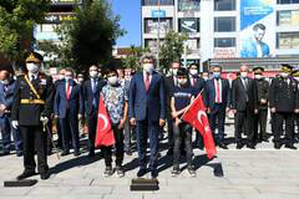 Son dakika gündem: Van\'da 30 Ağustos Zafer Bayramı\'nın 98. yılı
