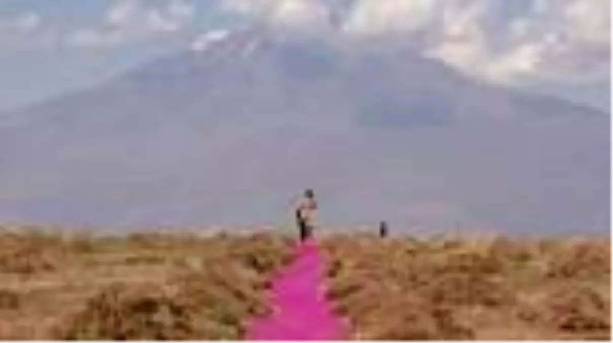 Ağrı Dağı ünlü mankenleri ağırladı (2)