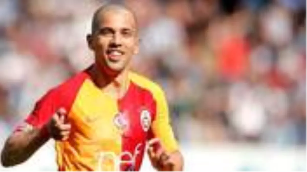 Portekiz ekibi Boavista, Galatasaraylı Sofiane Feghouli\'ye talip oldu