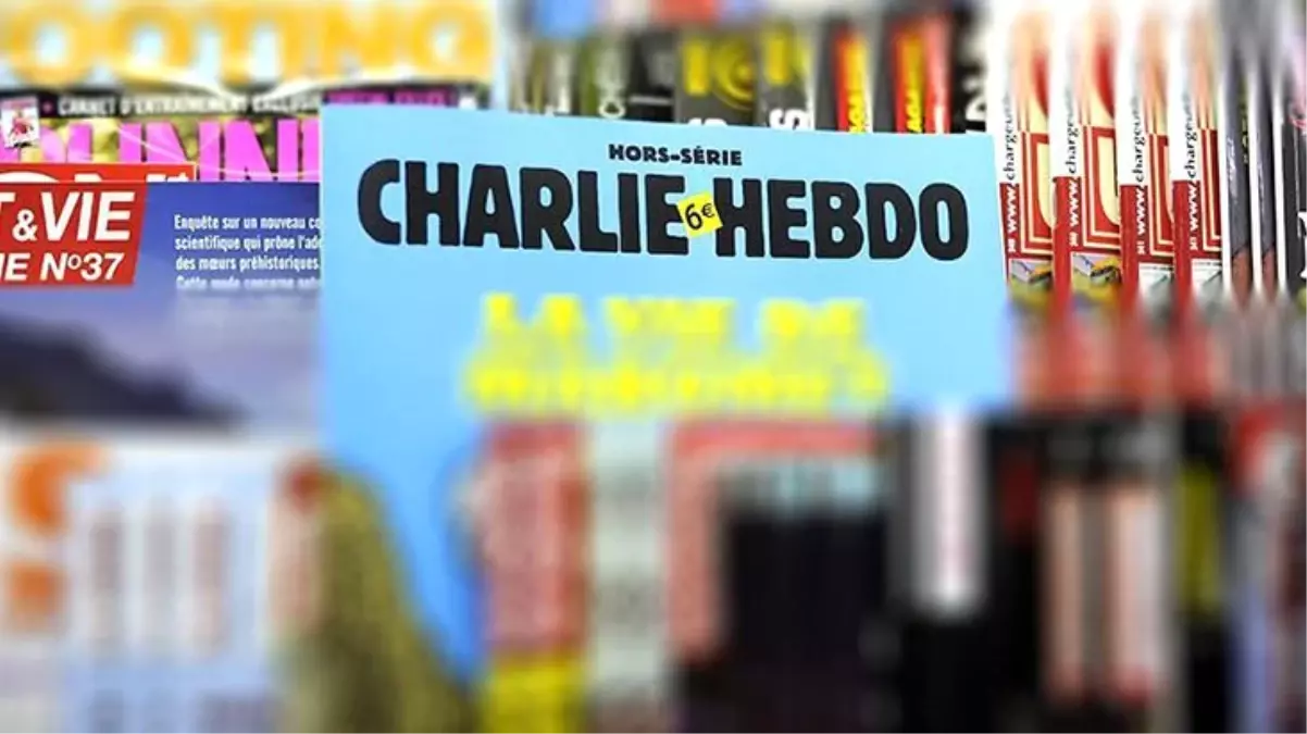 İslamofobik Fransız dergisi Charlie Hebdo, yine Hz. Muhammed\'e yönelik hakaret içerikli karikatürler yayımladı