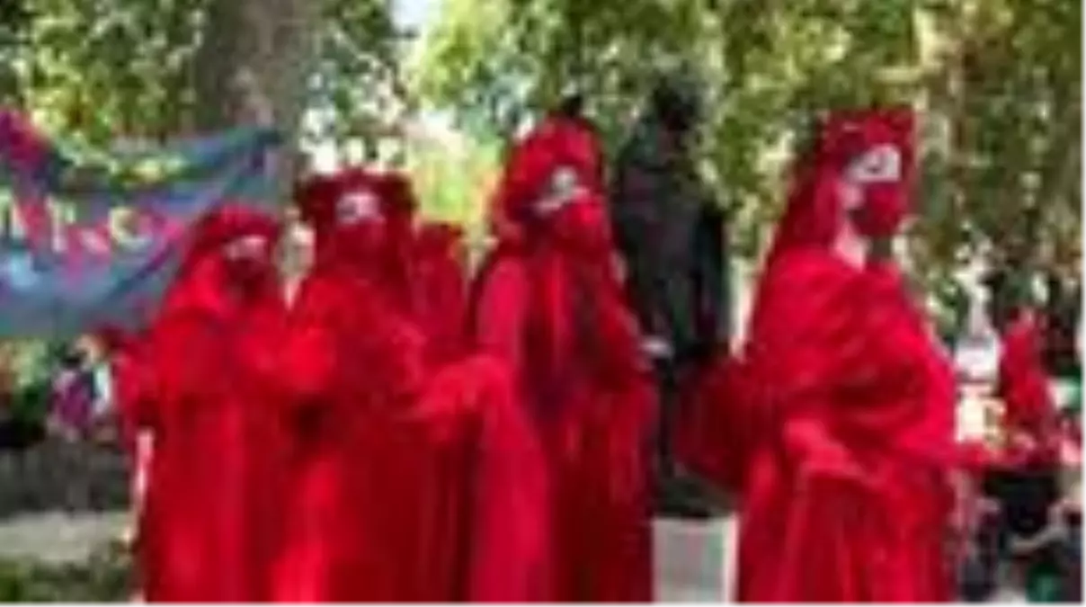 Son Dakika | İklim değişikliği gösterisinde gözaltılar