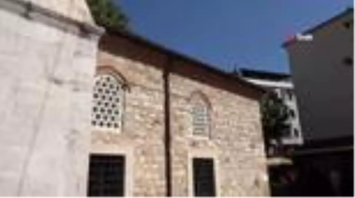Mimar Sinan\'ın Yalova\'daki tek eseri yıllara meydan okuyor