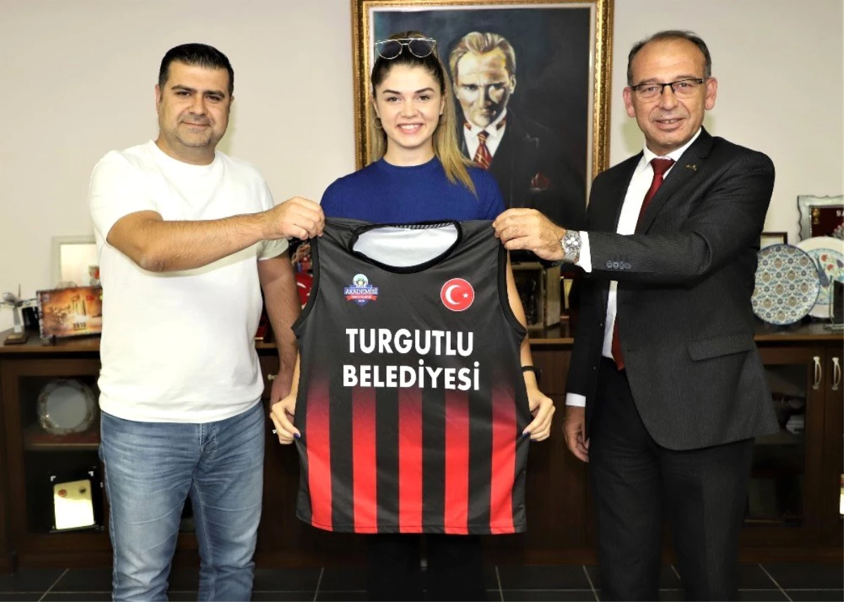 Son dakika haber... Turgutlu Belediyespor Basketbol Takımına yeni kaptan transferi
