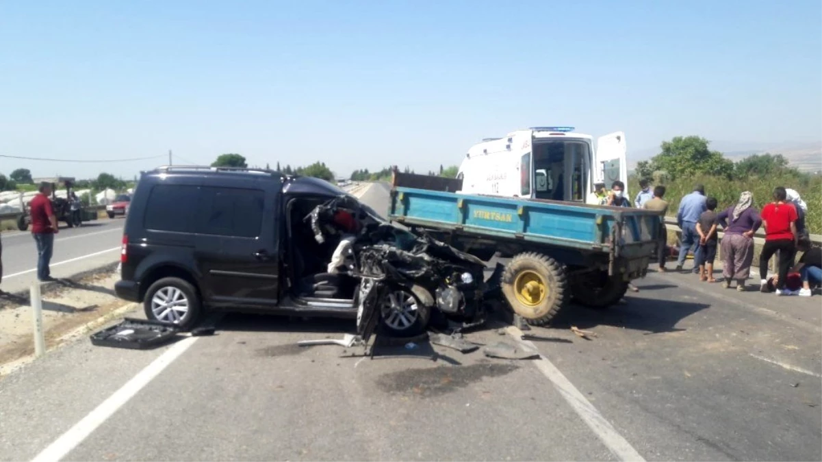 Alaşehir\'de trafik kazası: 2 yaralı