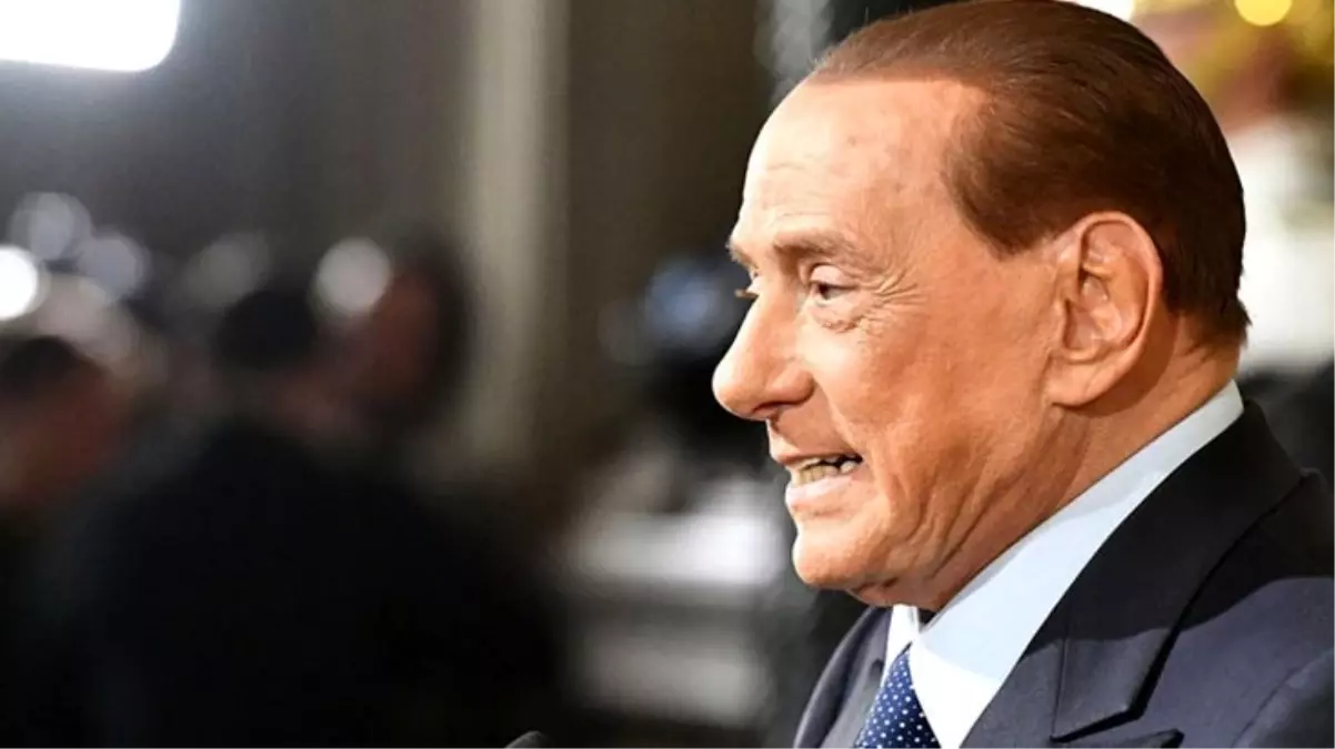 Eski İtalya Başbakanı Berlusconi, koronavirüse yakalandı