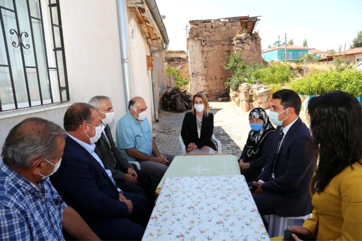 Nevşehir Valisi Becel, Özkonak\'ta şehit ailesini ziyaret etti