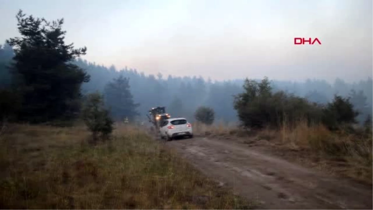 Ankara\'daki orman yangını, 5 saatlik çalışmanın ardından kontrol altına alındı - Yeniden