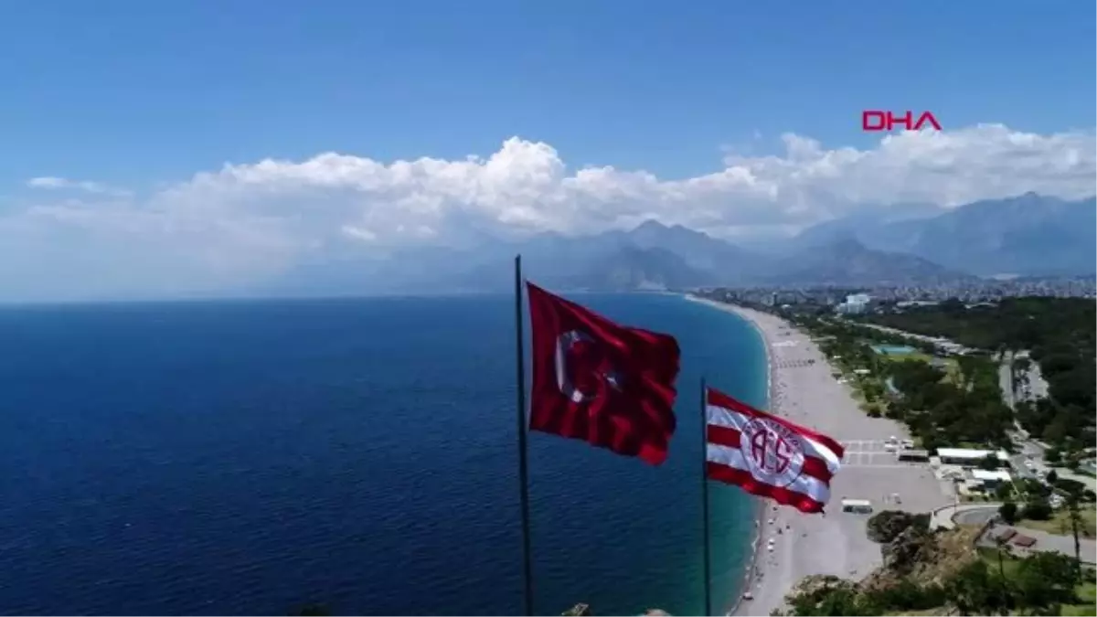 ANTALYA Eylül ayında çöl sıcakları bunalttı