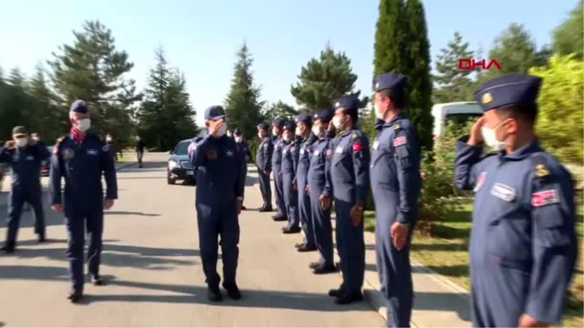 Son dakika haberi! ESKİŞEHİR Bakan Akar, Hava Kuvvetleri\'nin yeni uçuş eğitim yılının açılışını Ege\'nin kuzeyine...